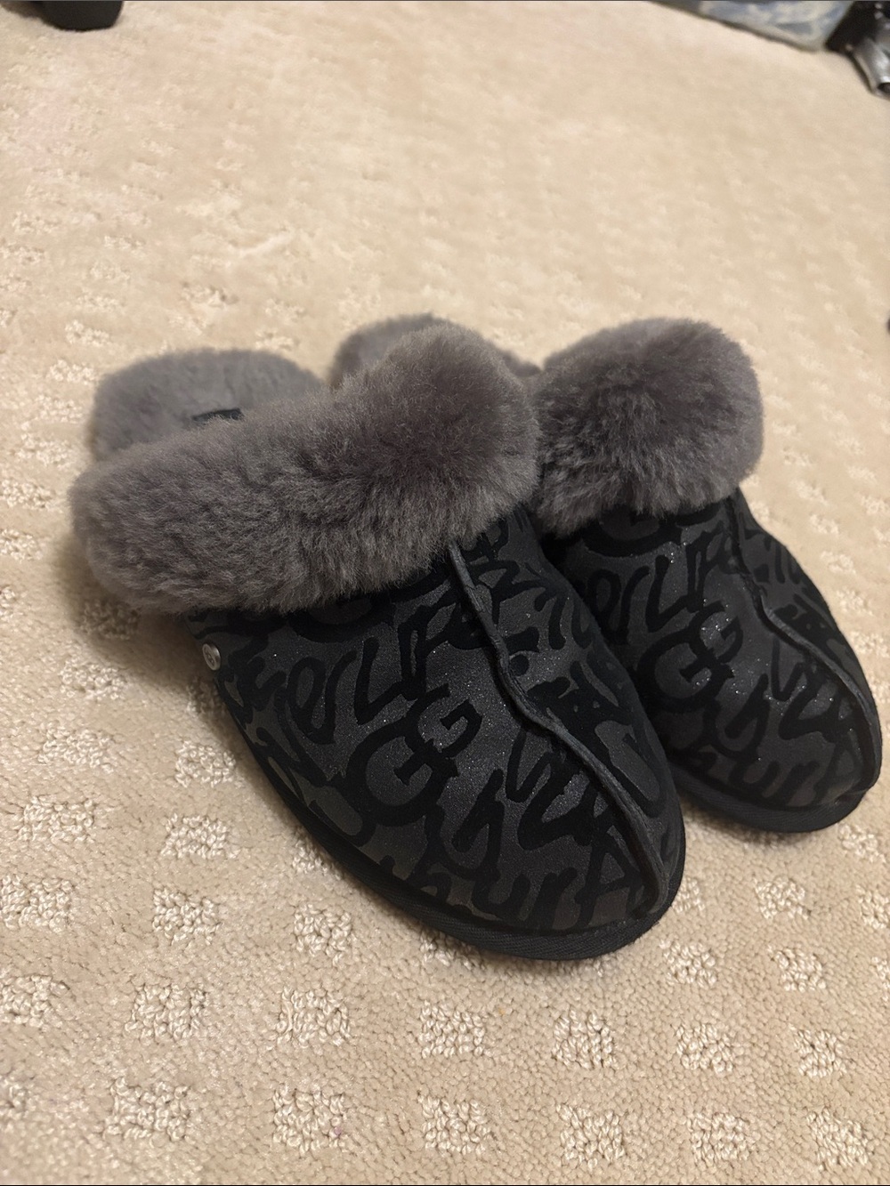 UGG Black and Gray Fur-Lined Logo Slippers
